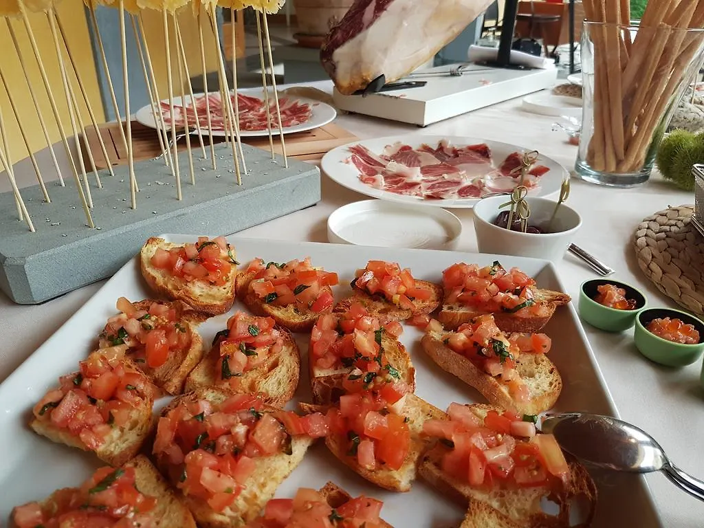 **** Hotel Villa Kinzica Sale Marasino Italy