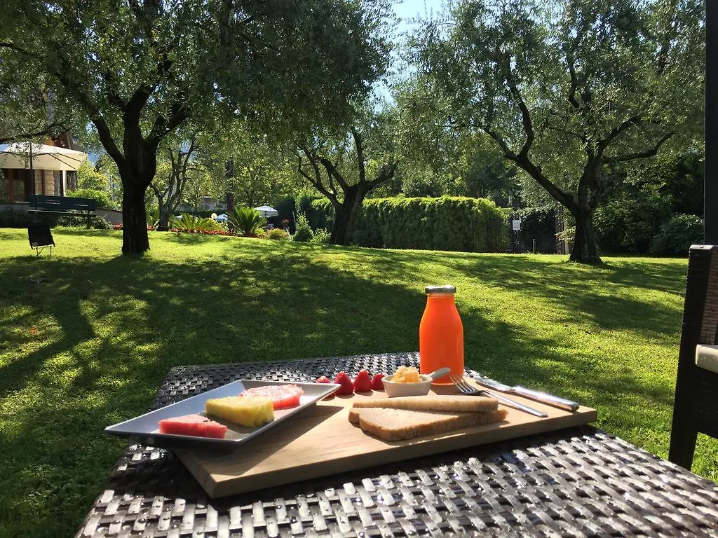 Hotel Villa Kinzica Sale Marasino