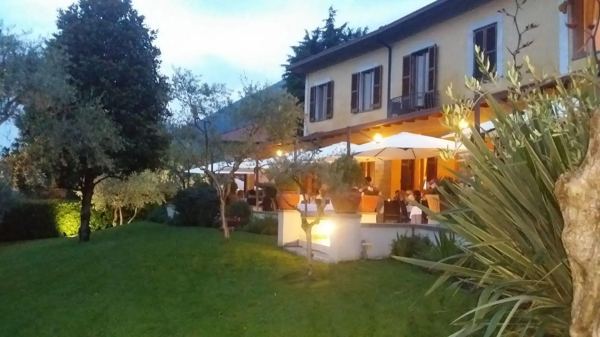 Hotel Villa Kinzica Sale Marasino
